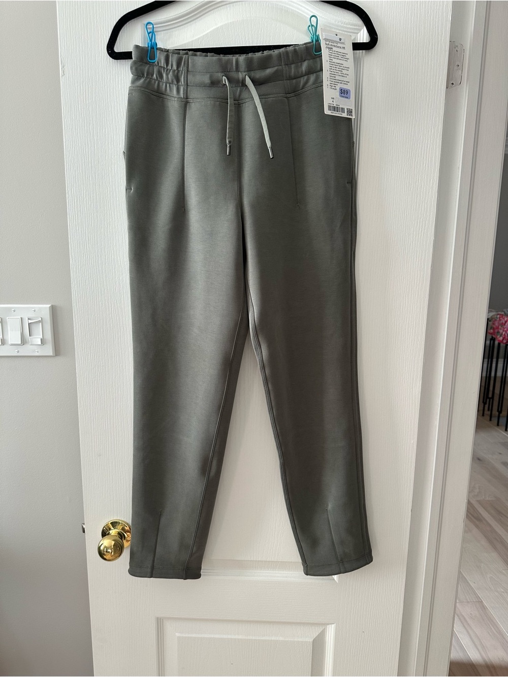 lululemon athletica Olive Green Drawstring Jogger Pants